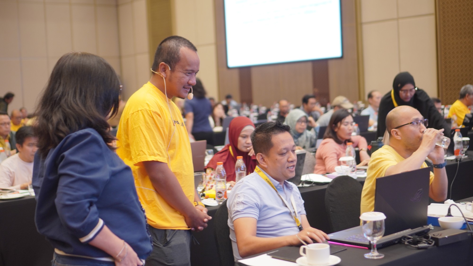 Sesi workshop Karyawan AI